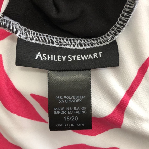 Dress - Picture 8 of 8